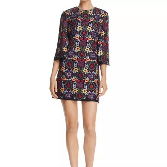 Alice + Olivia Coley Floral Embroidered Bell Sleeve Dress - Picture 4 of 12